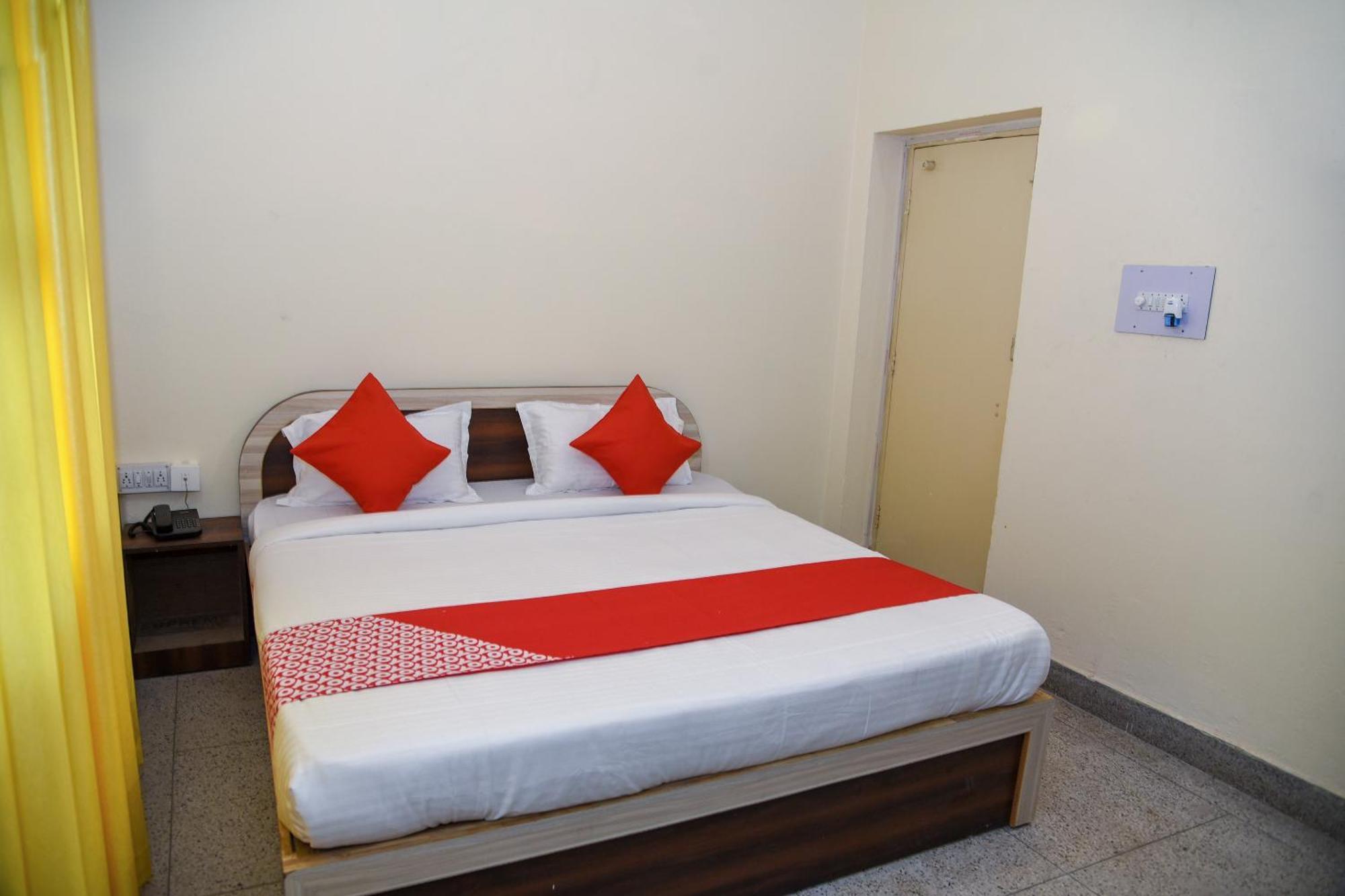 Hotel O Vibrant Inn Danapur Exteriör bild